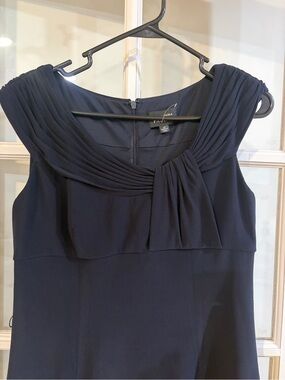 Adrianna Papell Black Dress in size 10